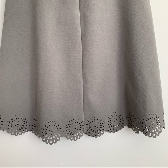 EUC De Collection Gray Cutout Scallop Hem Skirt Size S - Picture 9 of 11